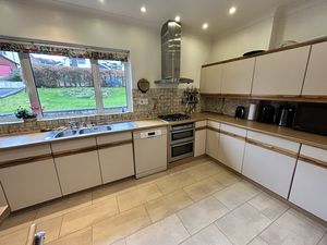 Photo 12- click for photo gallery